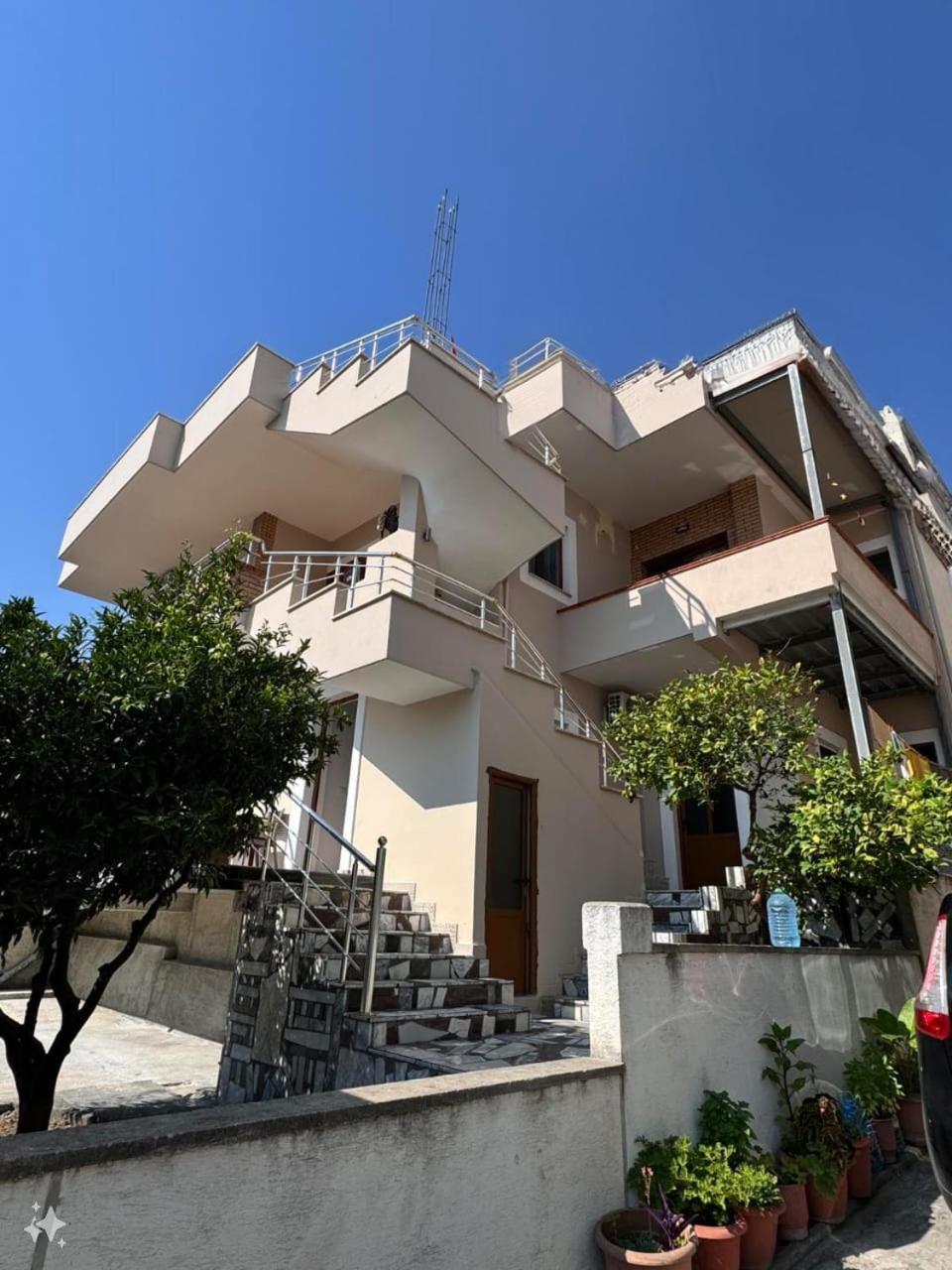 Vila Mina Durrës Exteriör bild